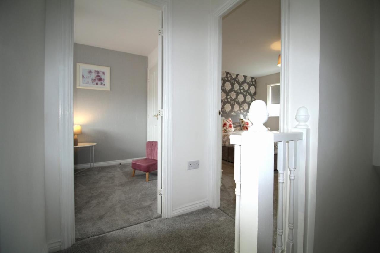Ashington - 2 Bedroom House - Beautifully Decorated & Furnished - Large Garden Luaran gambar