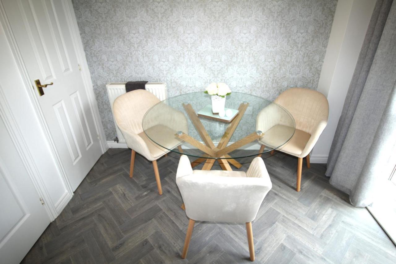 Ashington - 2 Bedroom House - Beautifully Decorated & Furnished - Large Garden Luaran gambar
