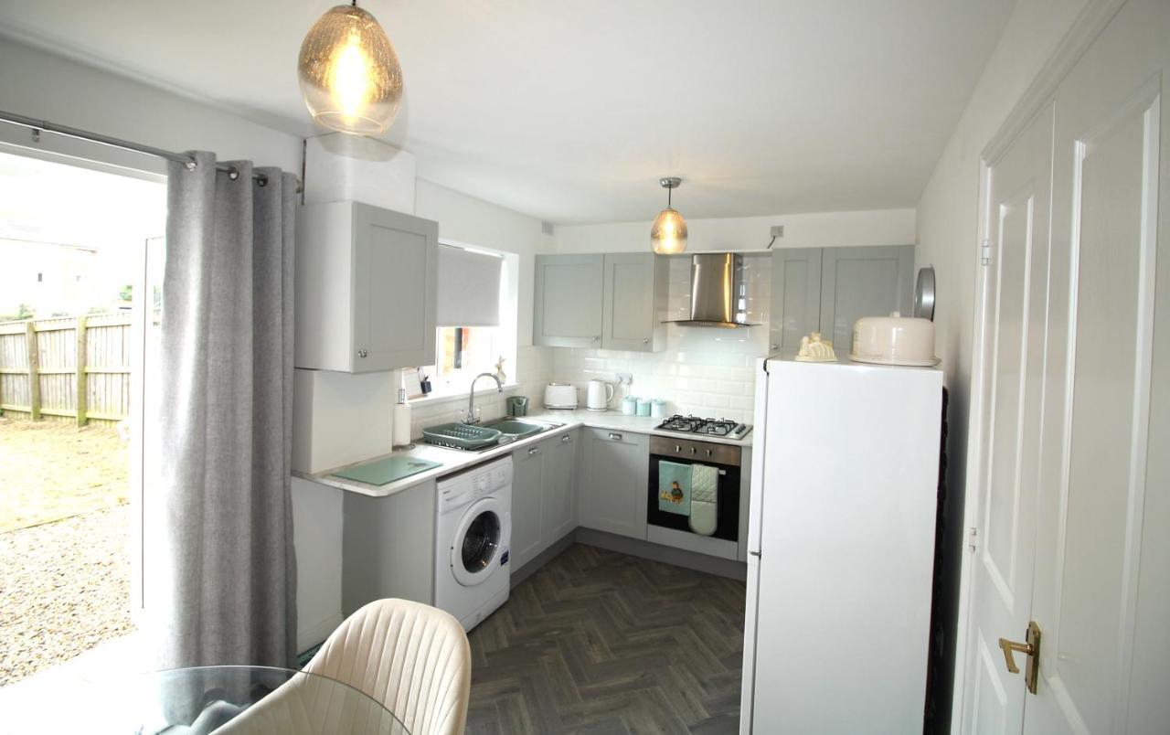 Ashington - 2 Bedroom House - Beautifully Decorated & Furnished - Large Garden Luaran gambar