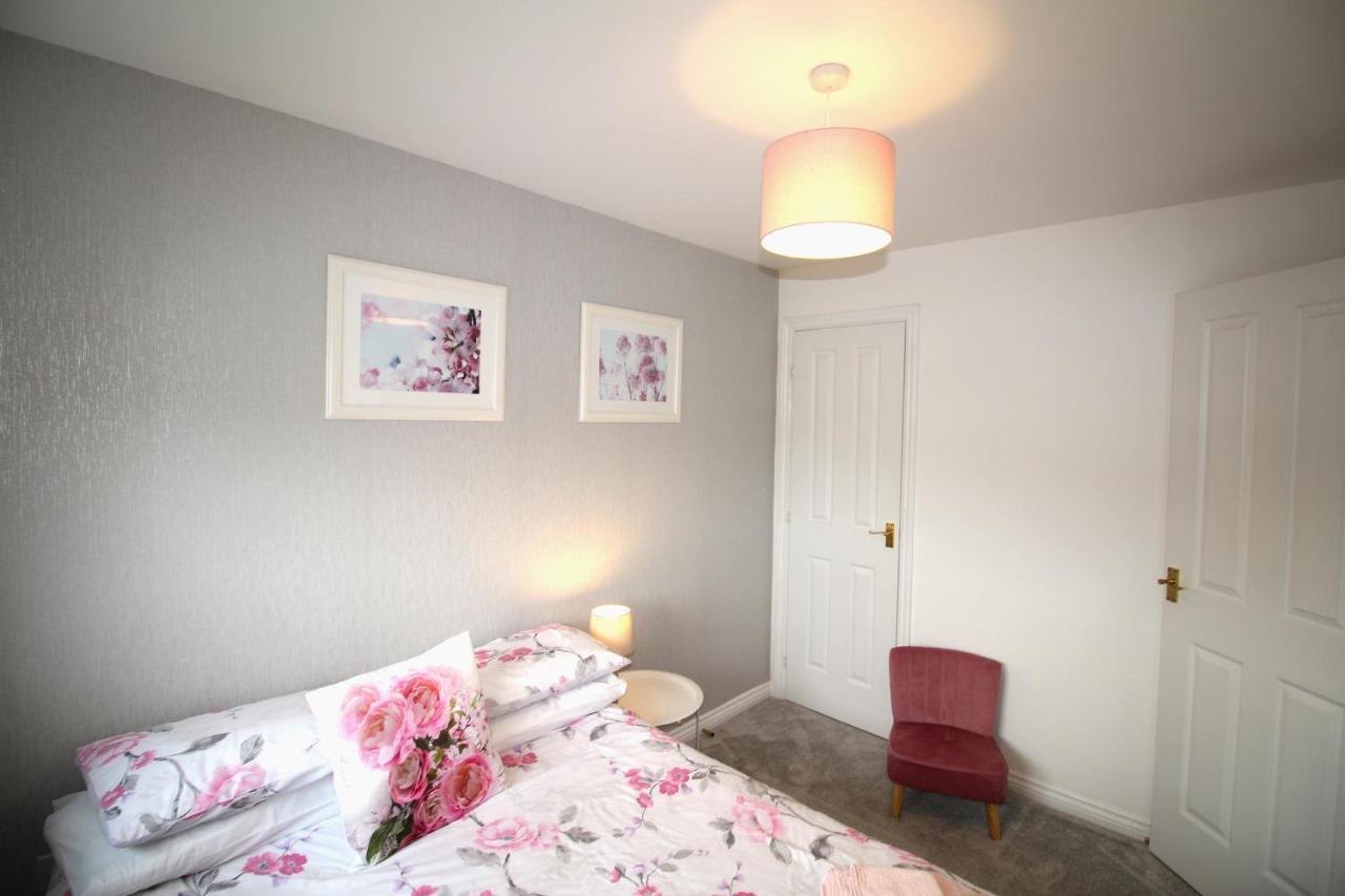 Ashington - 2 Bedroom House - Beautifully Decorated & Furnished - Large Garden Luaran gambar